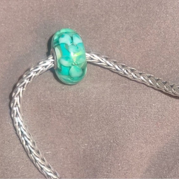 Trollbeads Green Flower Bead Retired - Picture 5 of 9